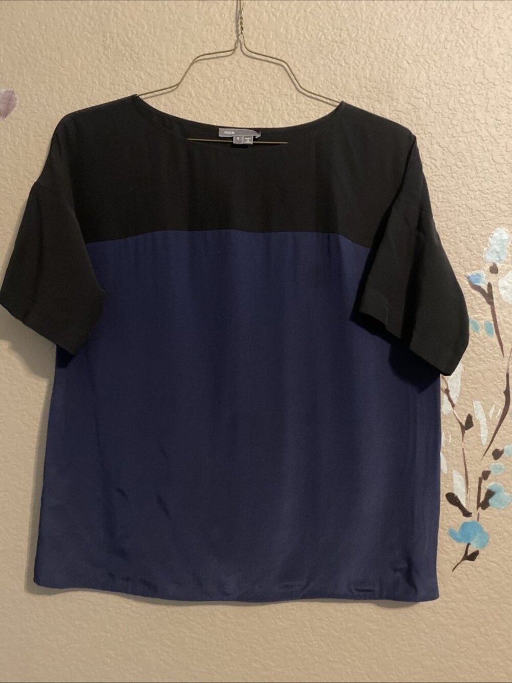 Vince Blue & Black Color Block Silk Short Sleeve Blouse Shell Career Work S